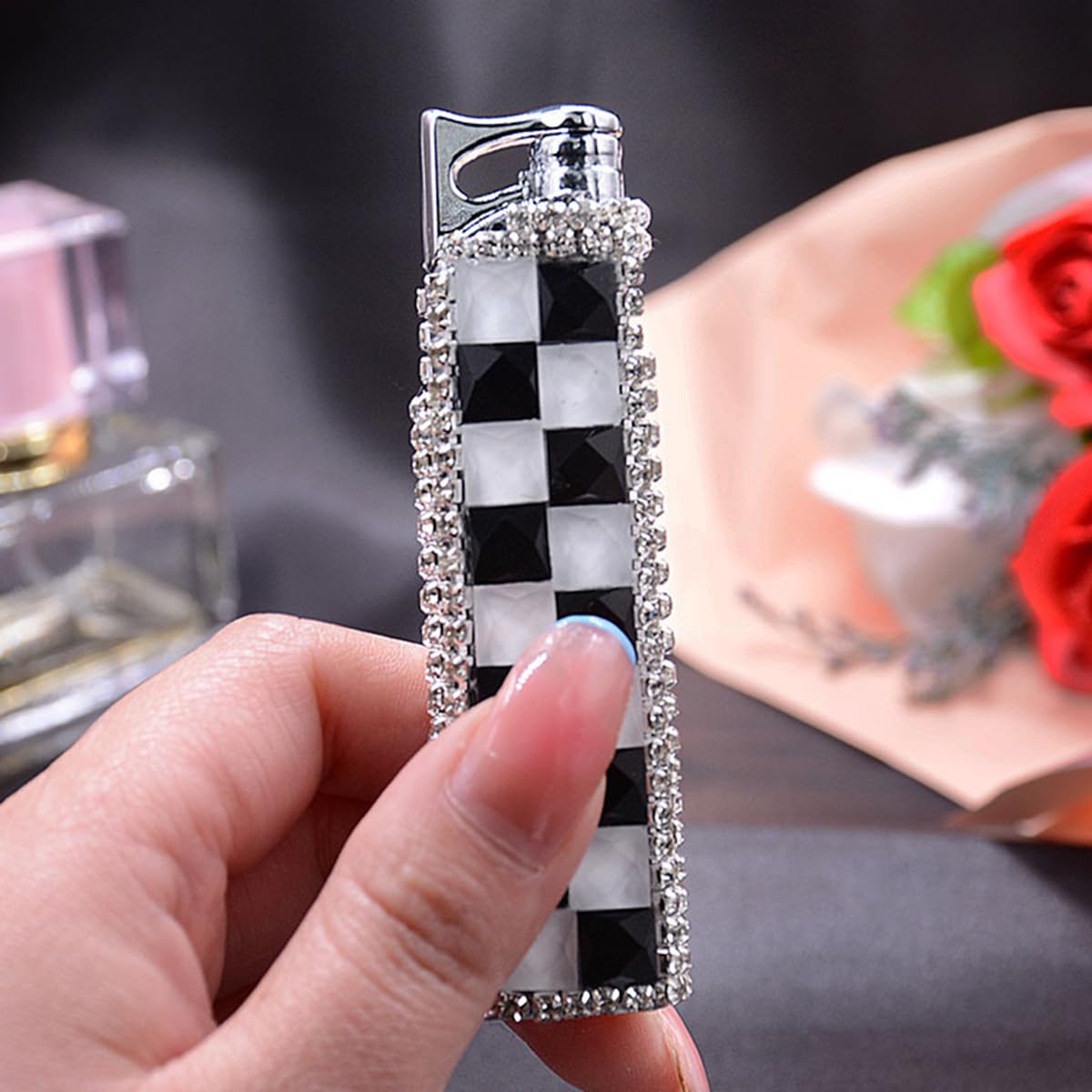 Encendedor de butano recargable de metal para mujer, encendedor elegante de gas