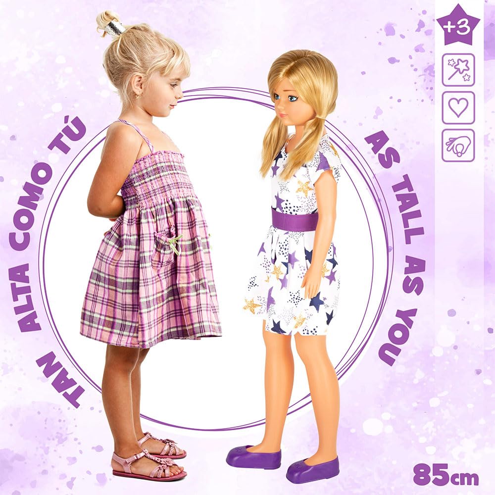 ColorBaby - Muñeca María Grande articulada, 85 cm, Pelo Rubio y Largo, para peinar, Piernas y Brazos articulados, Vestido Estrellas, Ropa con Velcro, Juguetes niños 3 años (47699)