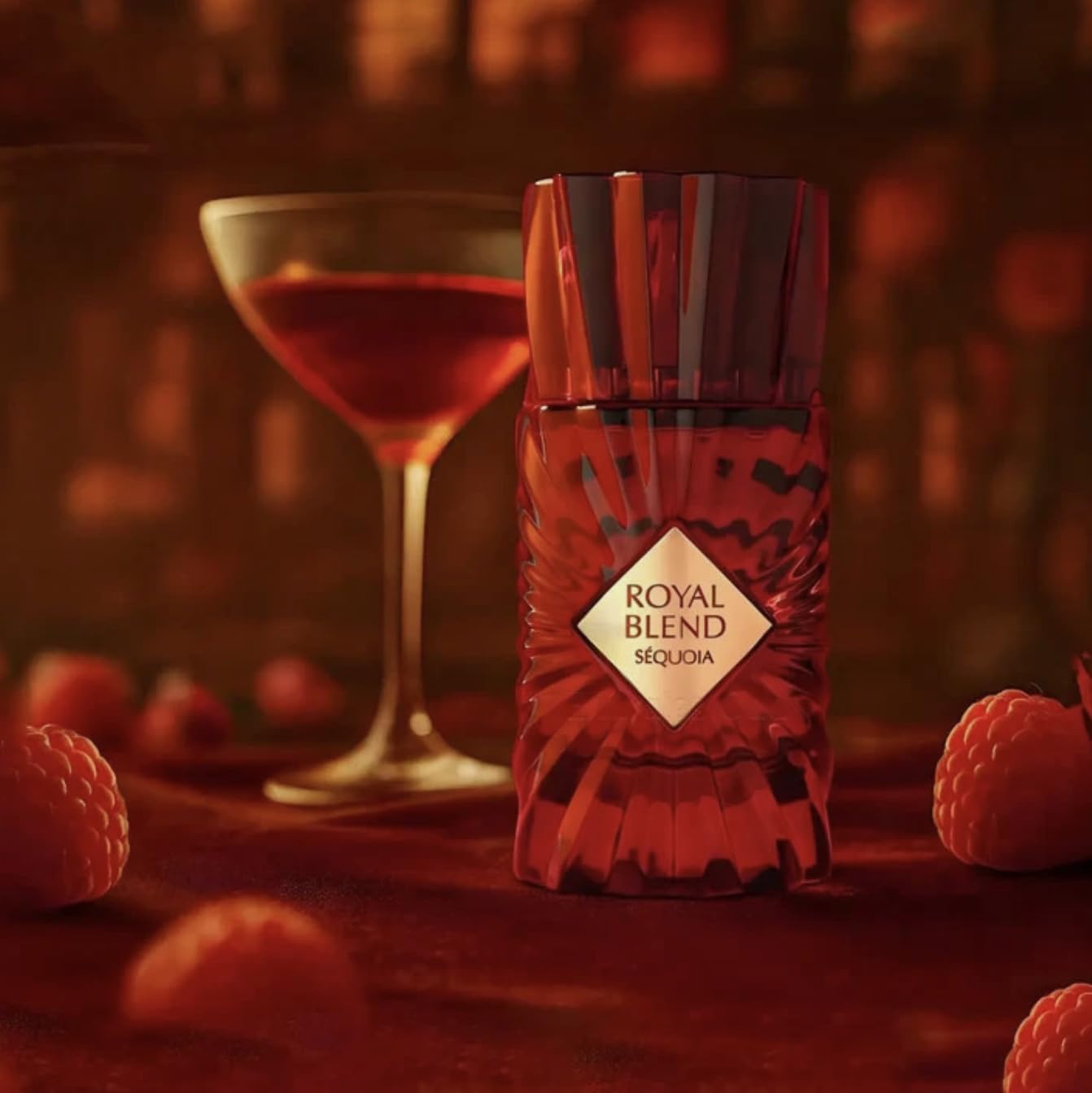 Royal Blend Sequoia Extrait de Parfum Perfume 100 ml, arabskie perfumy o długiej żywotności, w zestawie rozpylacz 5 ml, drzewny zapach z nutami szafranu, gałki muszkatołowej, lawendy i bursztynu