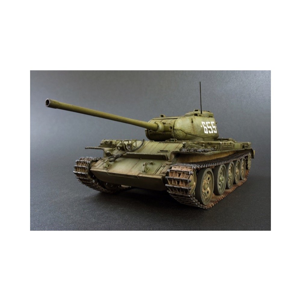Amazon | ミニアート 1/35 ソビエト T-44M中戦車 MA37002 プラモデル  