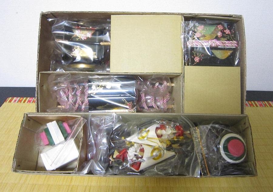 雛人形御道具　木製 38号「里」小梅蒔絵付 6点セット 雛道具 木製38号 6点セット「里」小梅 蒔絵付