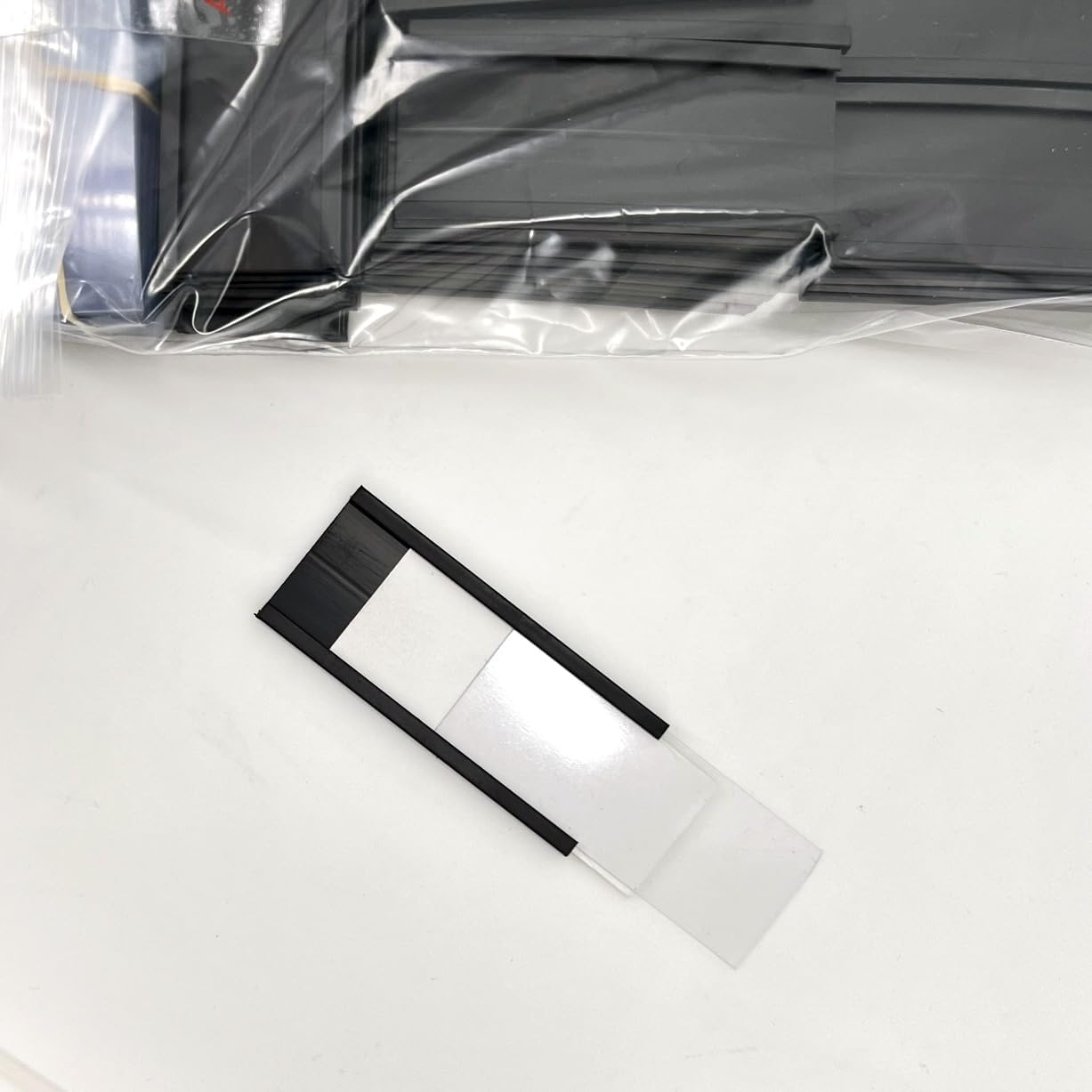Etichette magnetiche da 30 mm di altezza e 70 mm di lunghezza. Porta ricevute per scaffali con magnete, supporto magnetico per scaffali (25)