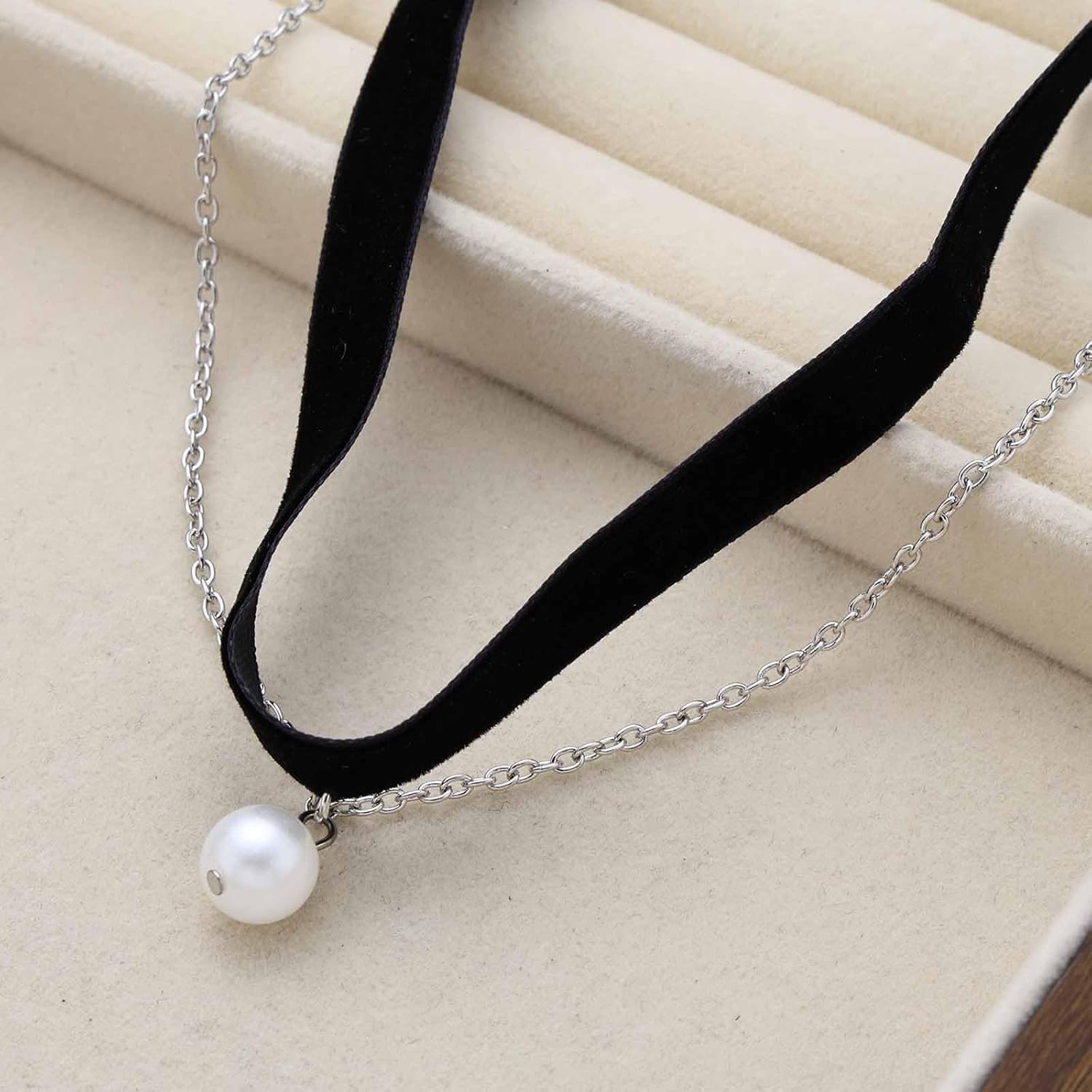 Vintage Layered Black Velvet Choker Necklace Boho Pearl Pendant Necklace Floating Pearl Choker Necklace Short Black Leather Necklace Boho Suede Clavicle Necklace Jewelry for Women - Image 4