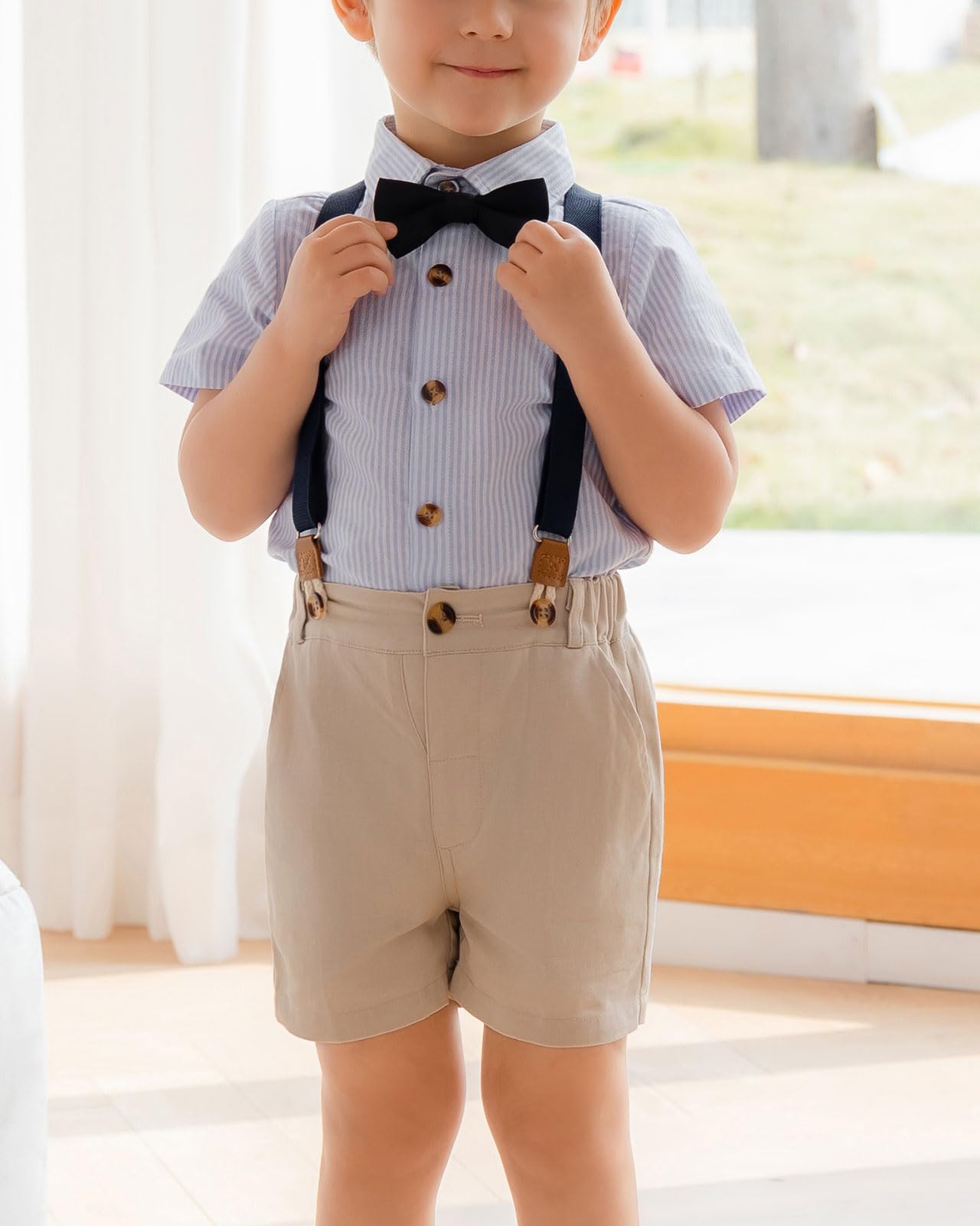 Conjunto de Boda Fiesta Ceremonia para Niños Camisa de Manga Corta con Pajarita + Pantalones Cortos/Pantalón con Tirantes 4 Piezas