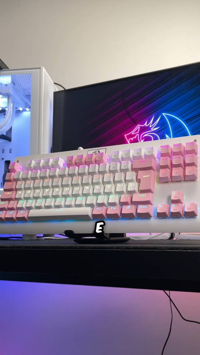 Teclado Mecânico Redragon Dark Avenger Preto Iluminação Rainbow