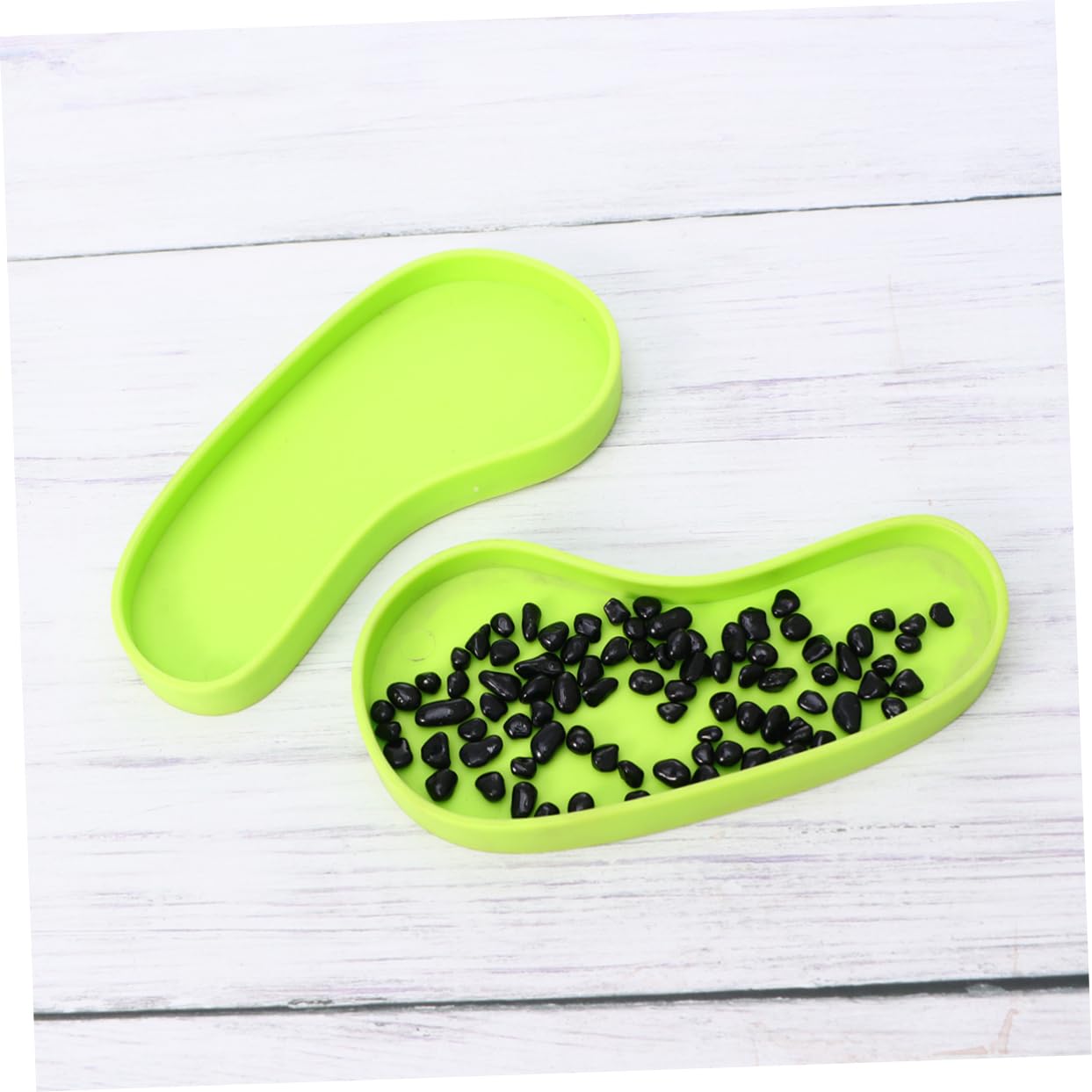 HOLIDYOYO 2Pcs Creative Pet Feeder Water Dish for Tortoise Lizard Spider Durable Feeding Bowl Compact Design for Reptile Daily Use Green