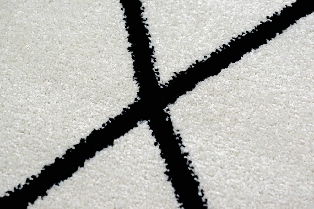 Teppich-Traum Skandinavischer Stil Wohnzimmerteppich Rautenmuster - pflegeleicht - Creme schwarz Größe 140x200 cm