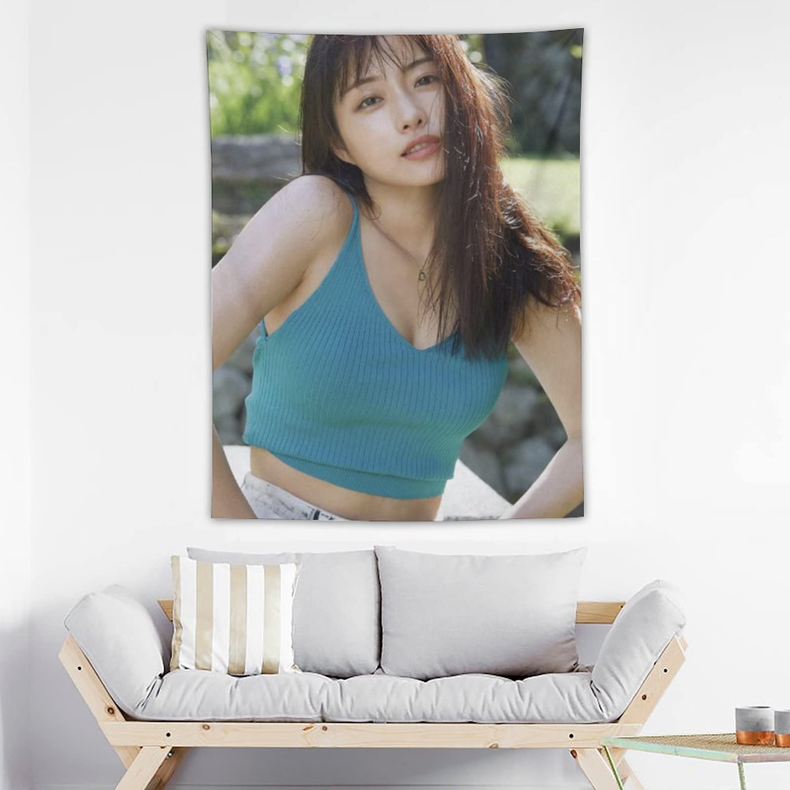 Amazon.co.jp: 石原さとみ 美しい少女のポスター グラビア含む水着画像