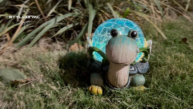 Amazon.com : styleonme Solar Statues with Turtle & Crystal Ball