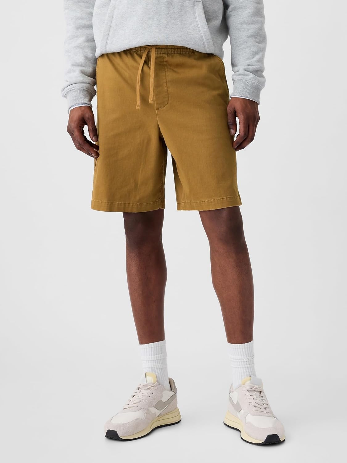 Gap Men's 8" Easy Shorts