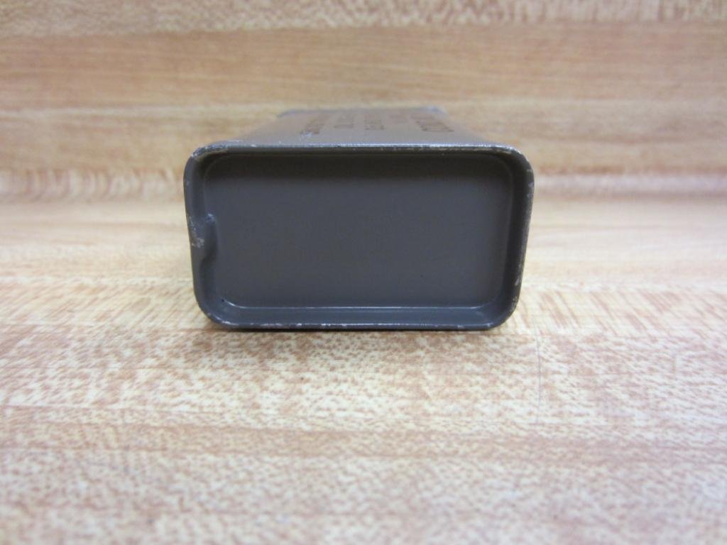 Chicago Condenser 3843 Oil Condenser No. 17 0.5MFD 750VAC