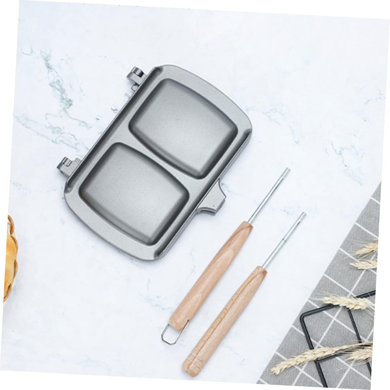 Double-sided Non-stick Sandwich Maker Pan Ergonomic Grip Kitchen Cooking Tool for Breakfast Outdoor Use Versatile Design for Induction Gas Stoves Easy to Clean