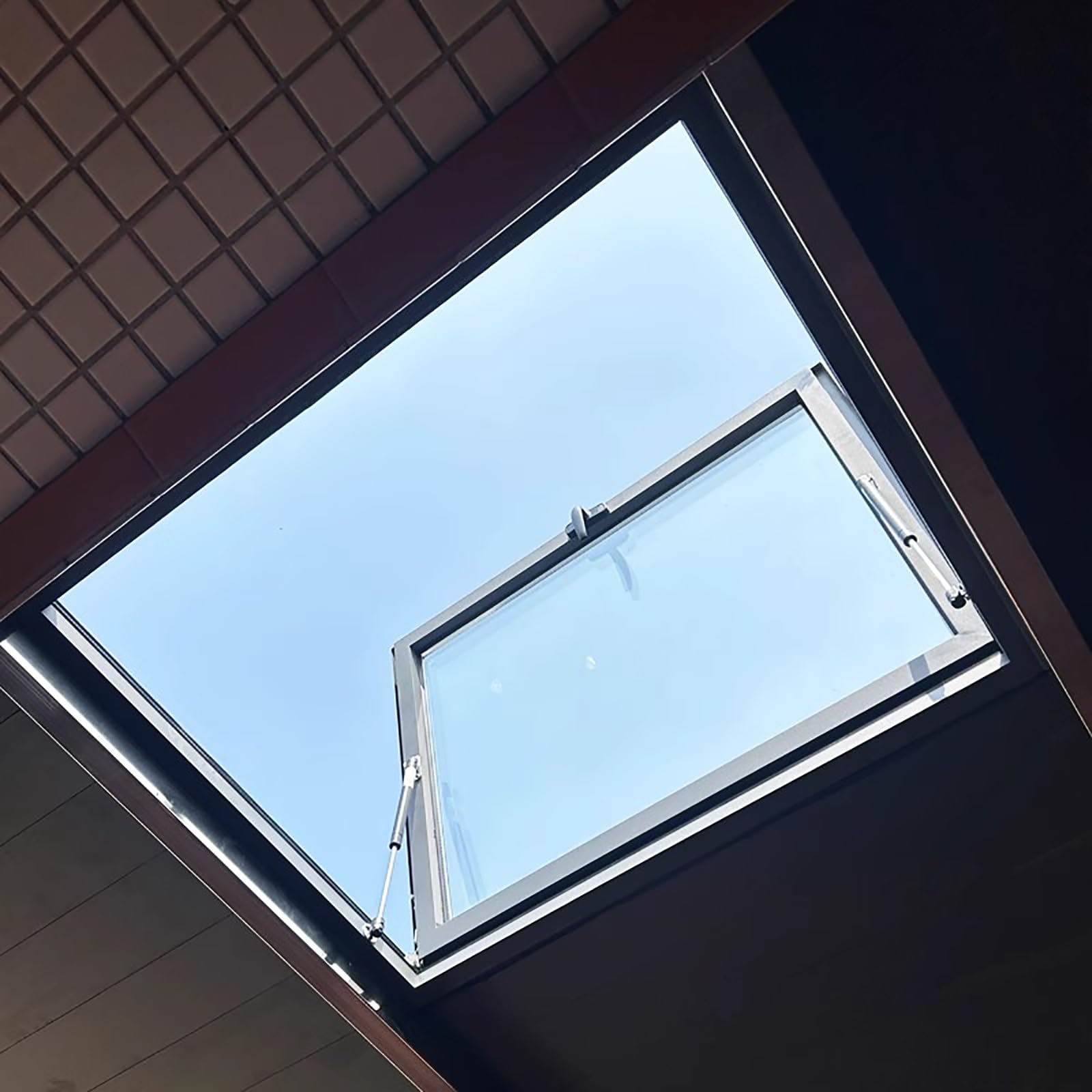 Ventana de Techo, Ventanas de Tejado,Claraboya para Techo, Tragaluz con Ventilación Manual con Vidrio Templado de Doble Capa para Áticos, Sótanos, Cobertizos(LxW 75x100cm/29.5x39.4in)