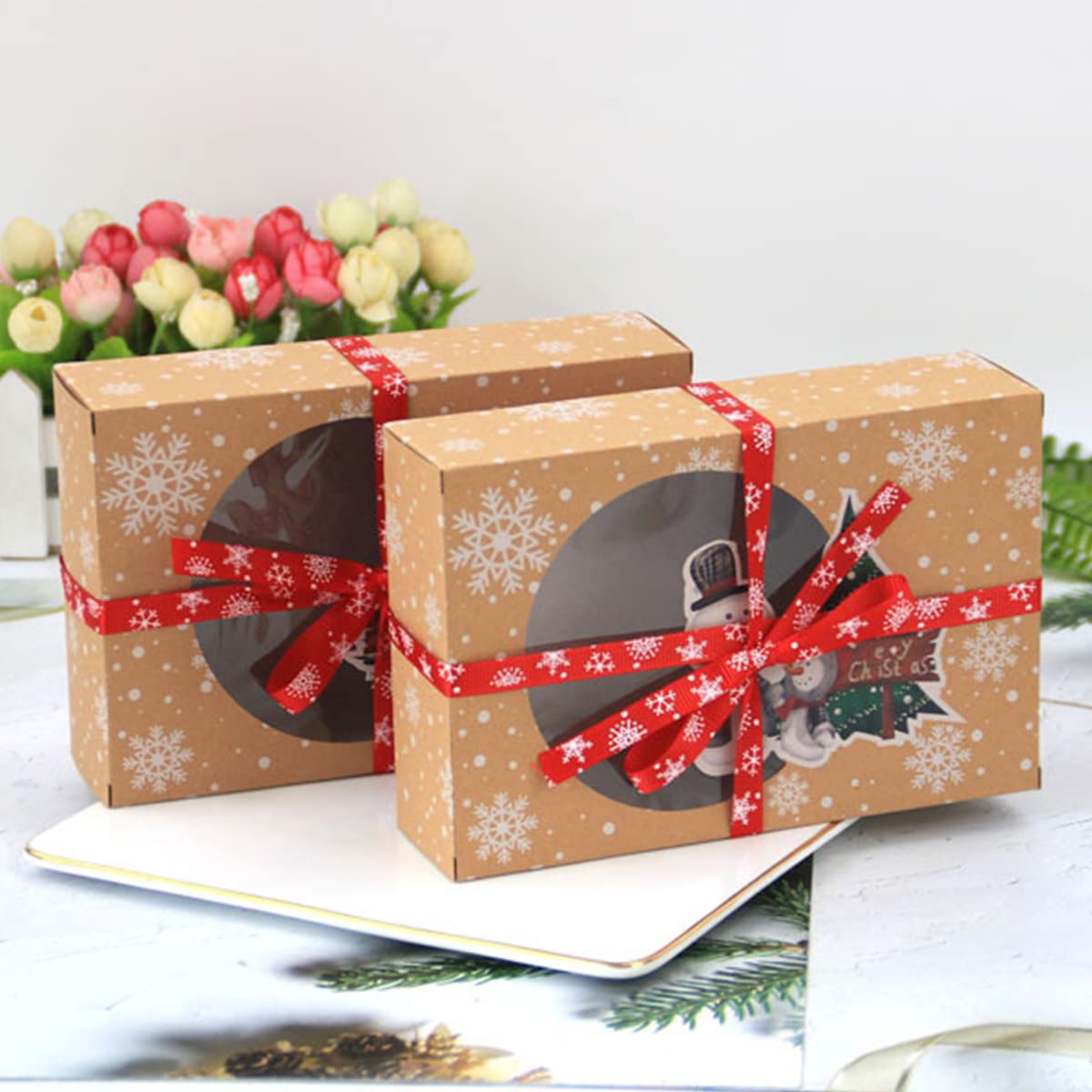 12 Pièces Boîtes à Biscuits de Noël Papier Kraft avec Fenêtre Transparente, Boîtes à Biscuits de Noël avec Rubans de Noël Boite Pâtisserie pour Donut, Mini Gâteau, Pâtisserie, Dessert, Bonbons