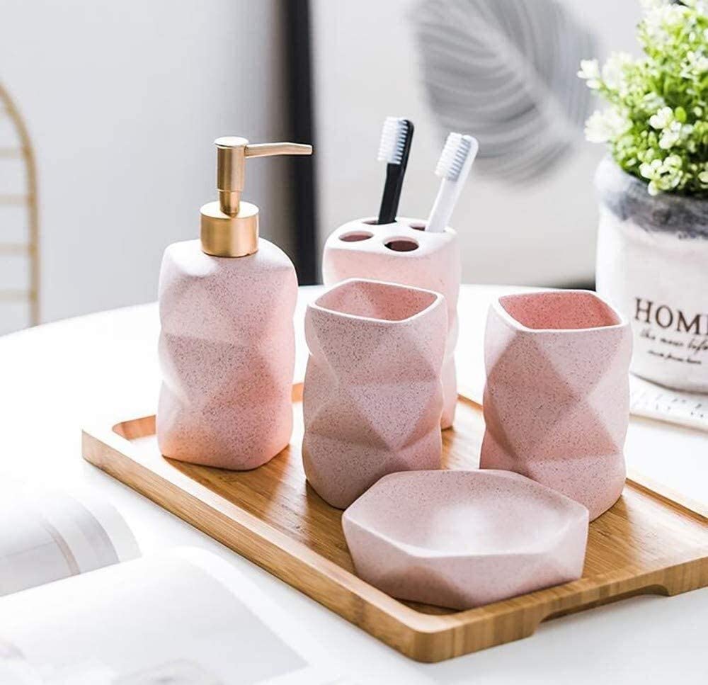 Ensemble salle de bain 4 pièces en céramique rose au design épuré