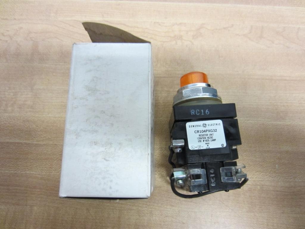 General Electric CR104PLT42M Push Light Industrial