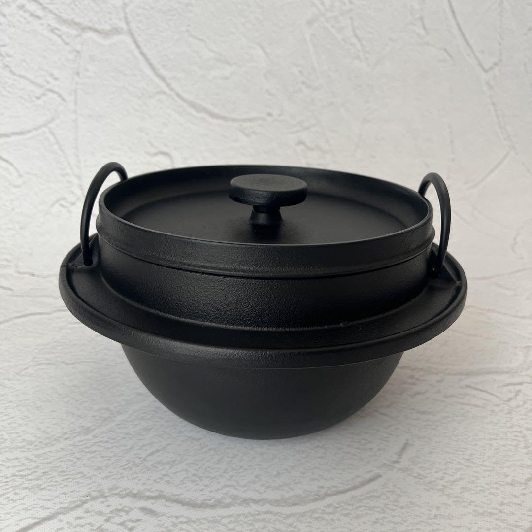 【新品】岩鋳 ごはん鍋 3合炊 南部鉄器 ガス IH 両用 岩鋳 南部鉄器 鋳鉄 ごはん鍋 3合炊 IH対応 ガス火対応 鉄鍋