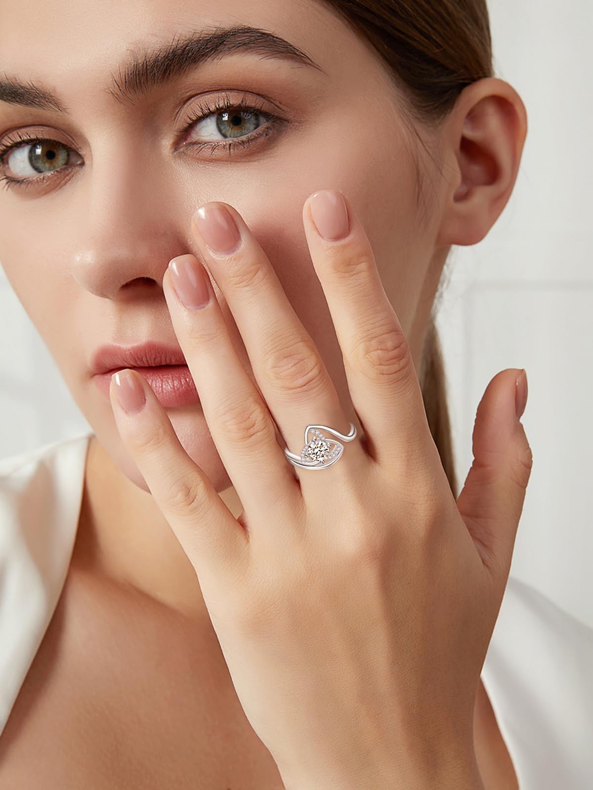KINGWHYTE Keltischer Knoten Ring für Frauen 925 Sterling Silber Triquetra Trinity Ringe Cubic Zirkonia Versprechen Verlobungsring Keltischer Schmuck Hochzeitsgeschenke für ihre Frau Verlobte