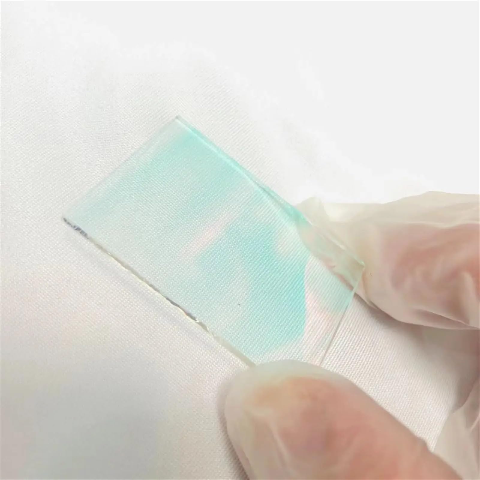 Verre filtrant Passe-Bande UV Passe-Haut Visible 400 nm à 700 nm