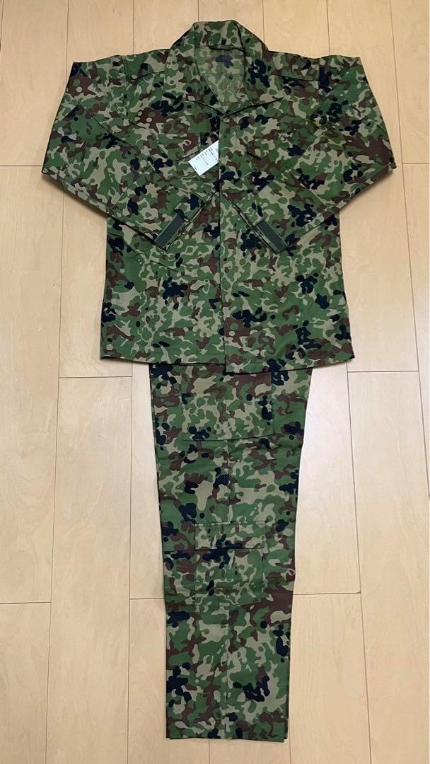 陸上自衛隊ノーアイロン4A 陸上自衛隊ノンアイロン陸自迷彩服、4Aサイズ、商品タグ
