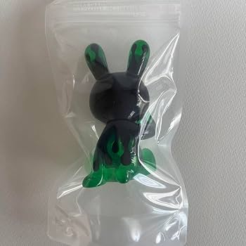ブラックラビット　お座り Crystal Fire アメジスト BLACK RABBiT WEB SHOP