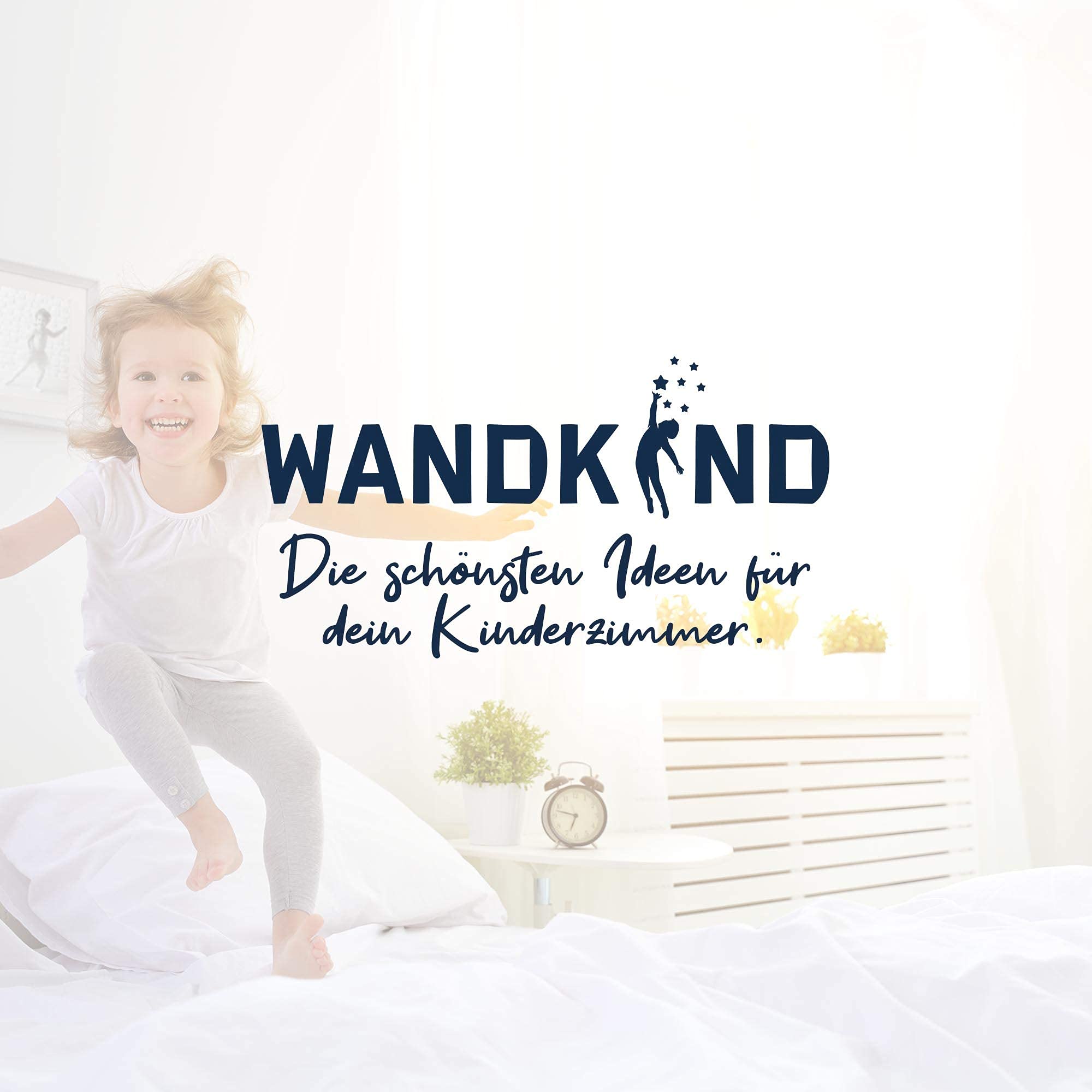 Astronaut Wandtattoo V295 | handgezeichnet | AUFKLEBER Kindergarten | Wandsticker Kinderzimmer Weltraum Rakete Mondreise Erde Sterne Raumschiff Planeten (100 x 100 cm)