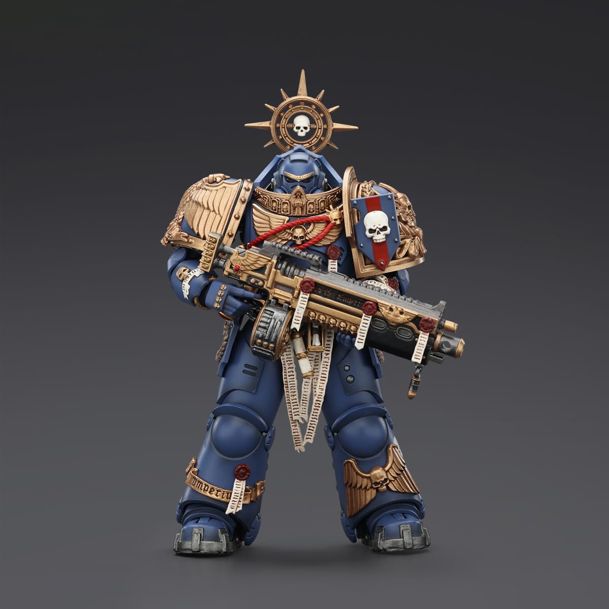 JOYTOY Warhammer 40K 1:18 Action Figures, Ultramarines Heavy Relic Primus Armor with Heavy Relic Bolt Rifle, 12CM Height