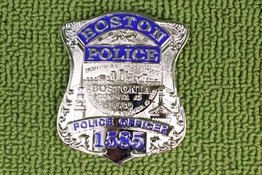 Amazon.co.jp: ボストン警察 BPD ポリスバッジ BOSTON POLICE