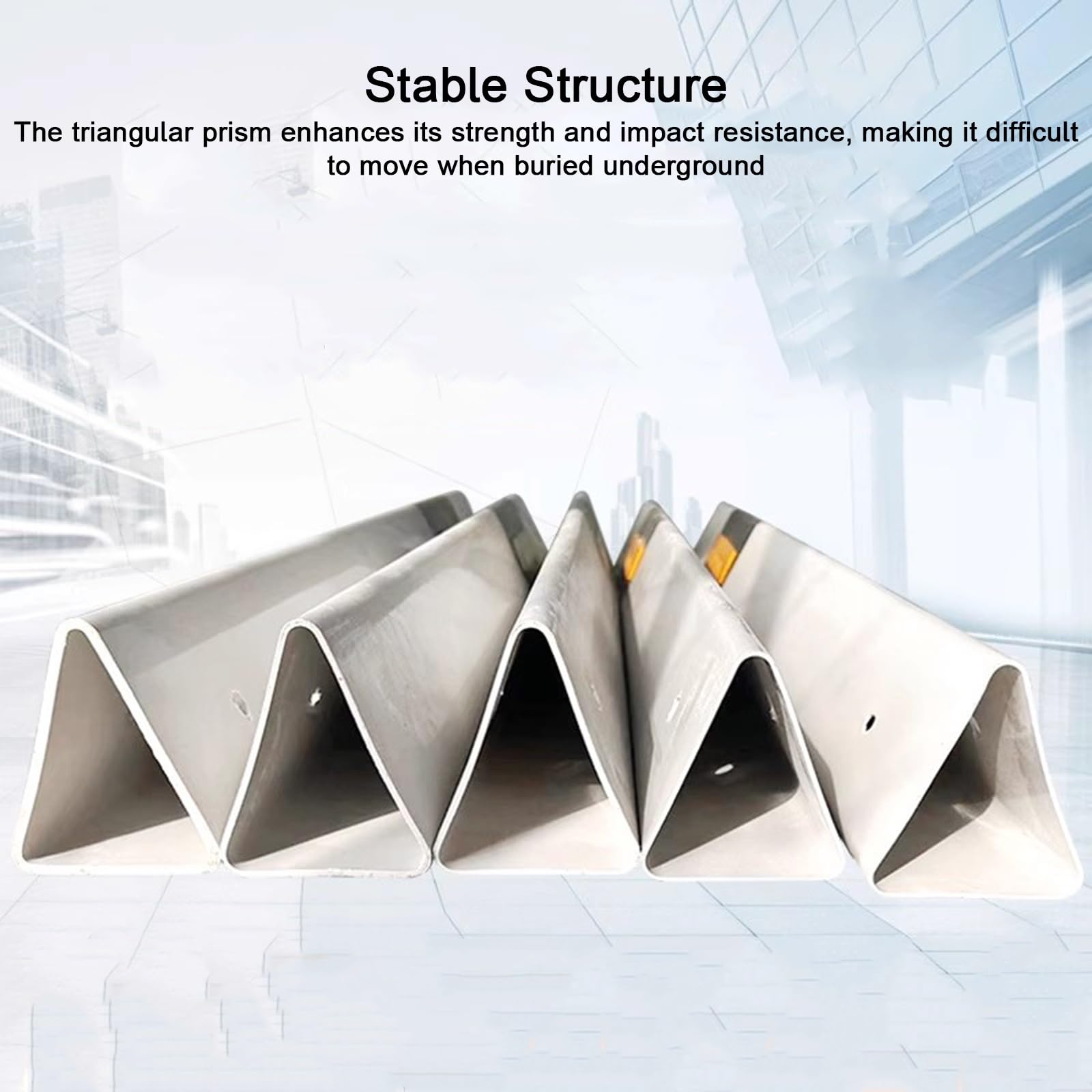 Bolardo de Tráfico, Conos Señalizacion de PVC, Estructura de Prisma Triangular, con Tiras Reflectantes, para Obras de Construcción y Estacionamientos (4 Pcs)