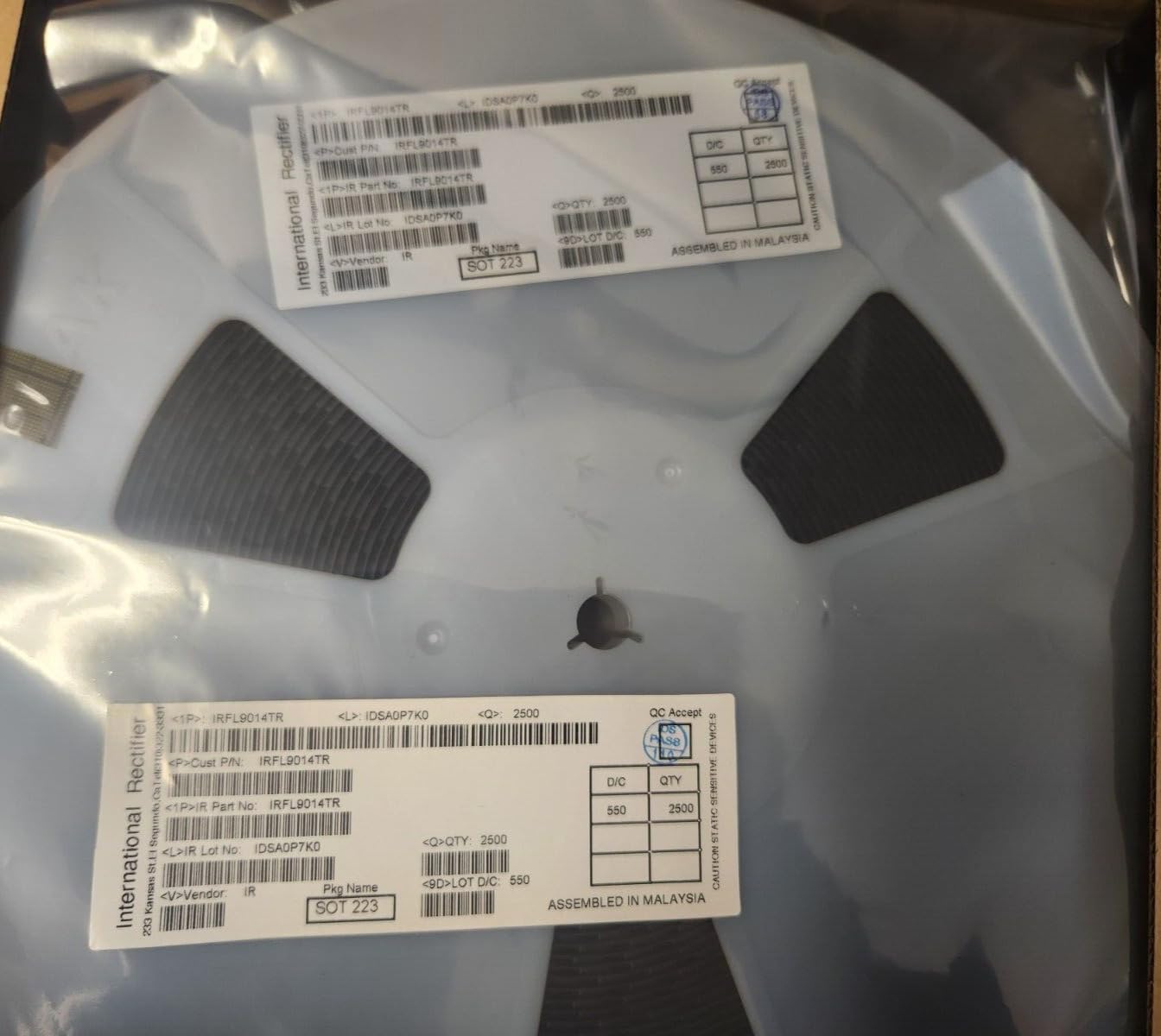 (2,500 PCS) IRFL9014TR IR MOSFET P-CH 60V 1.8A SOT223