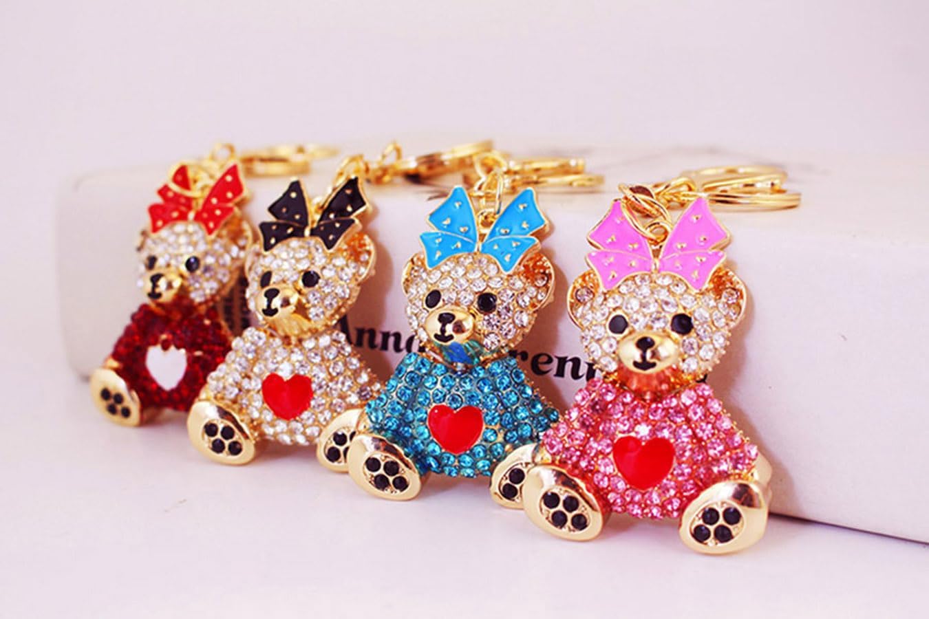 One Pack Cute Bowknot Heart Heart Bear Sitting Position Bear Animal Rhinestone Car Keychain Ring Chain Gift Pack Buckle - Image 3