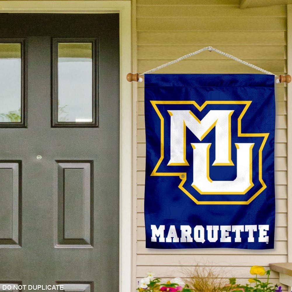 Marquette Golden Eagles Banner with Hanging Pole