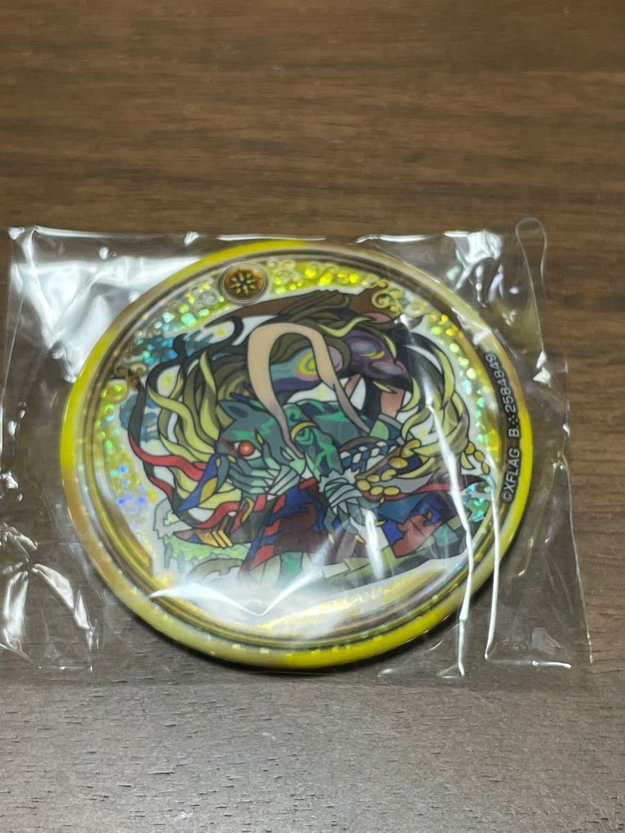 Amazon | モンスト ガチャ ガチャガチャ 刹那 缶バッジ | バッジ | おもちゃ