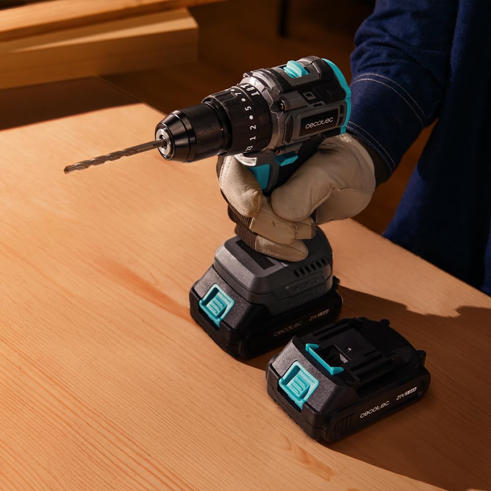 Cecotec Trapano a Percussione - Trapano Portatile PowerForce 3000 Impact Brushless. Motore Brushless, 32000IPM, 2 Batterie 21V-2000mAh, 1500rpm, Coppia 45Nm Regolabile 25+1 livelli, Luce Accessori