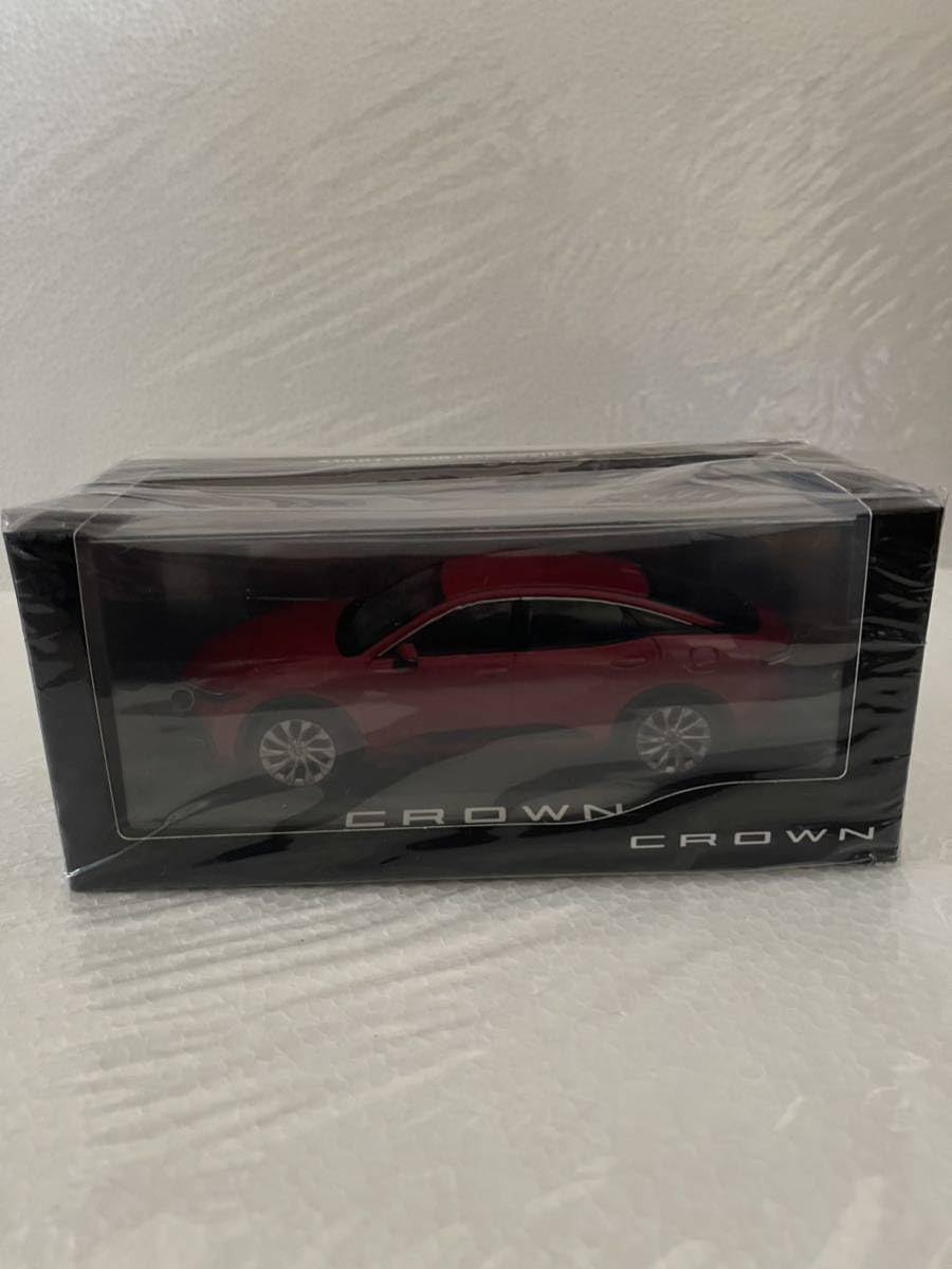1/30 ミニカー 新型クラウン CROWN クラウンクロスオーバー カラー