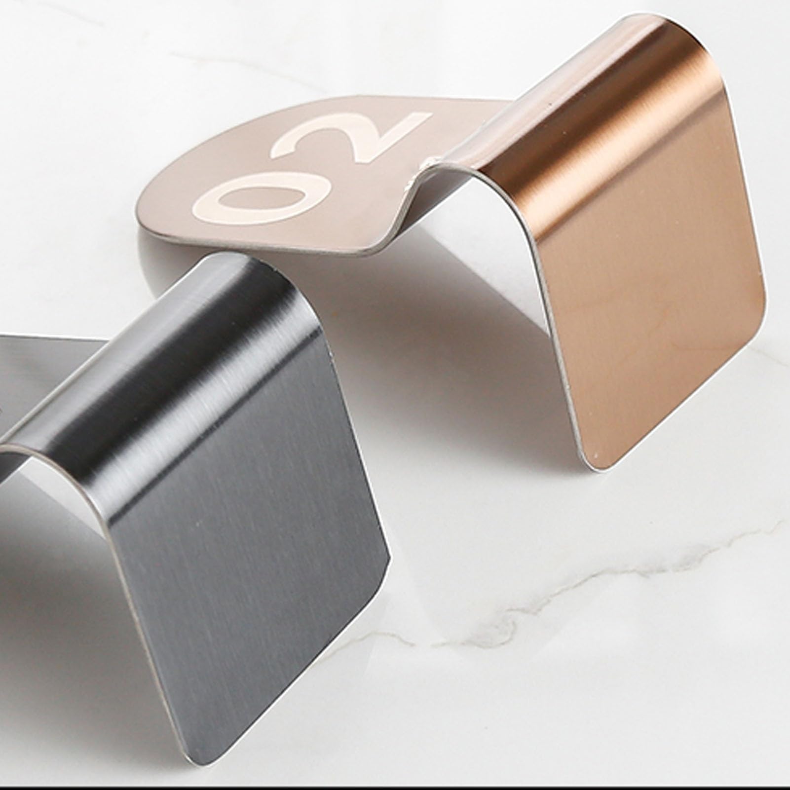 Soportes de números de mesa de acero inoxidable para restaurantes, letreros de recepción de doble cara, almacenamiento apilable, números de mesa de restaurante 51-60