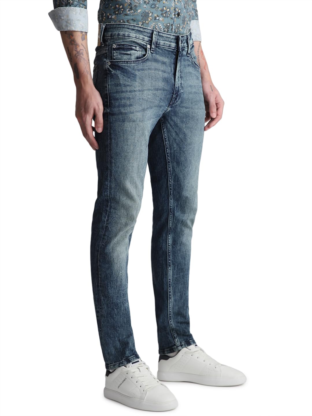 Men Low Rise Slim Fit Light Fade Cotton Jeans-image-0