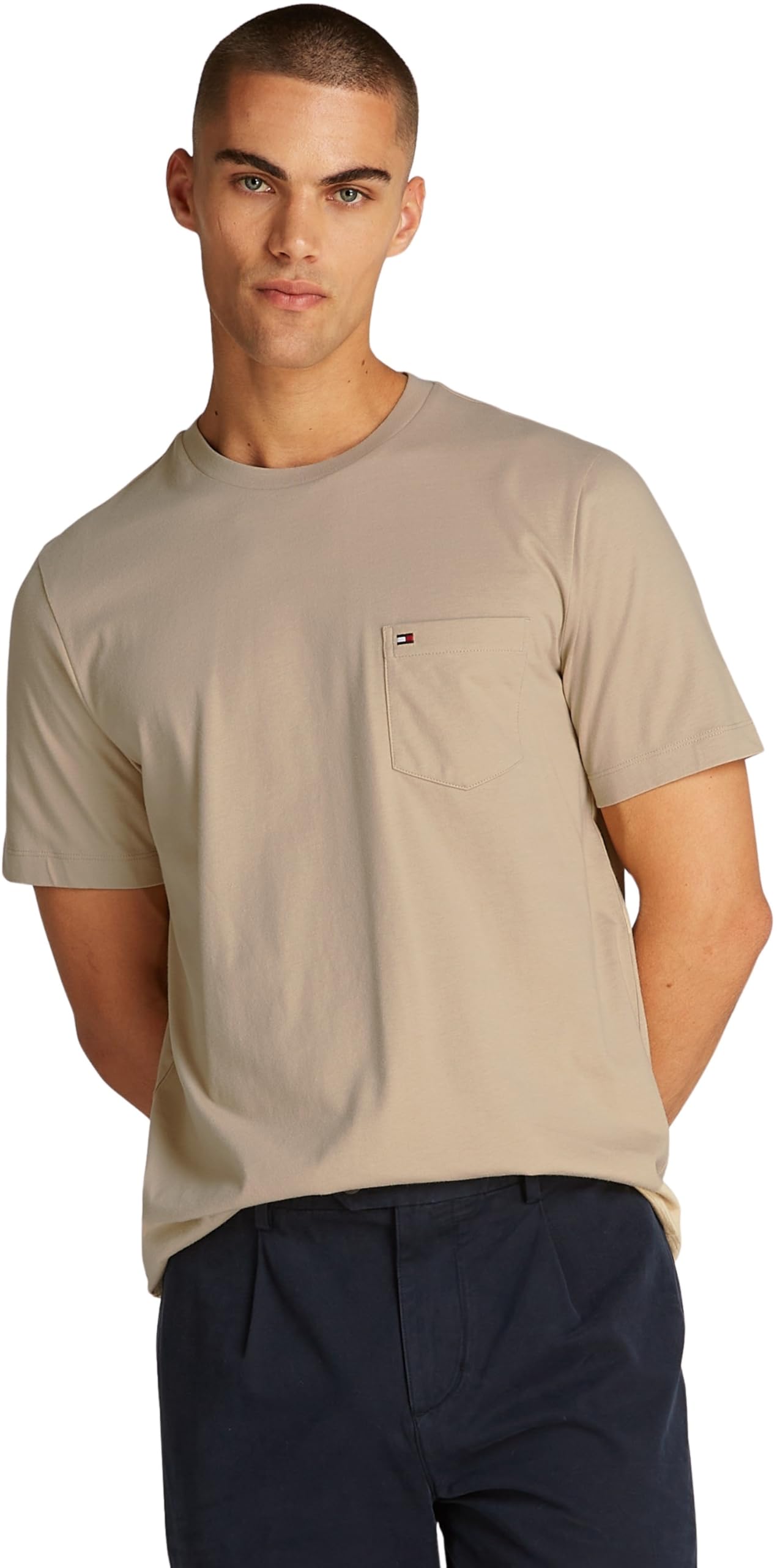 Mode von Calvin Klein & Tommy Hilfiger
