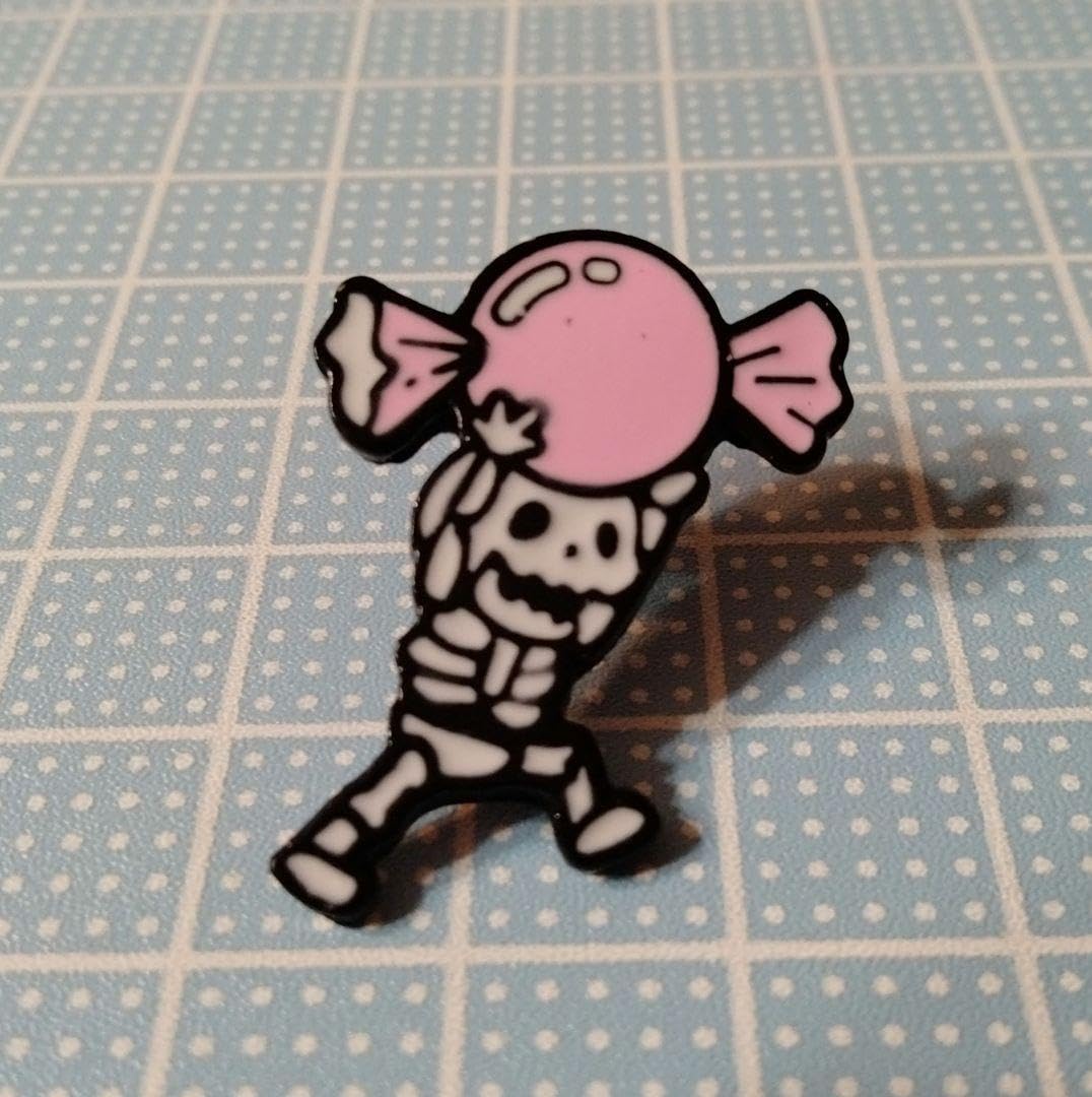 Amazon | 骸骨キャンディ ピンバッジ ドクロ ガイコツ 飴 スカル