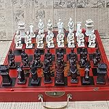 Altura de las piezas: King: 9 cm. Queen: 8,5 cm. Obispo: 8,5 cm. Caballero: 7 cm. Rook: 6,5 cm. Peón: 7 cm