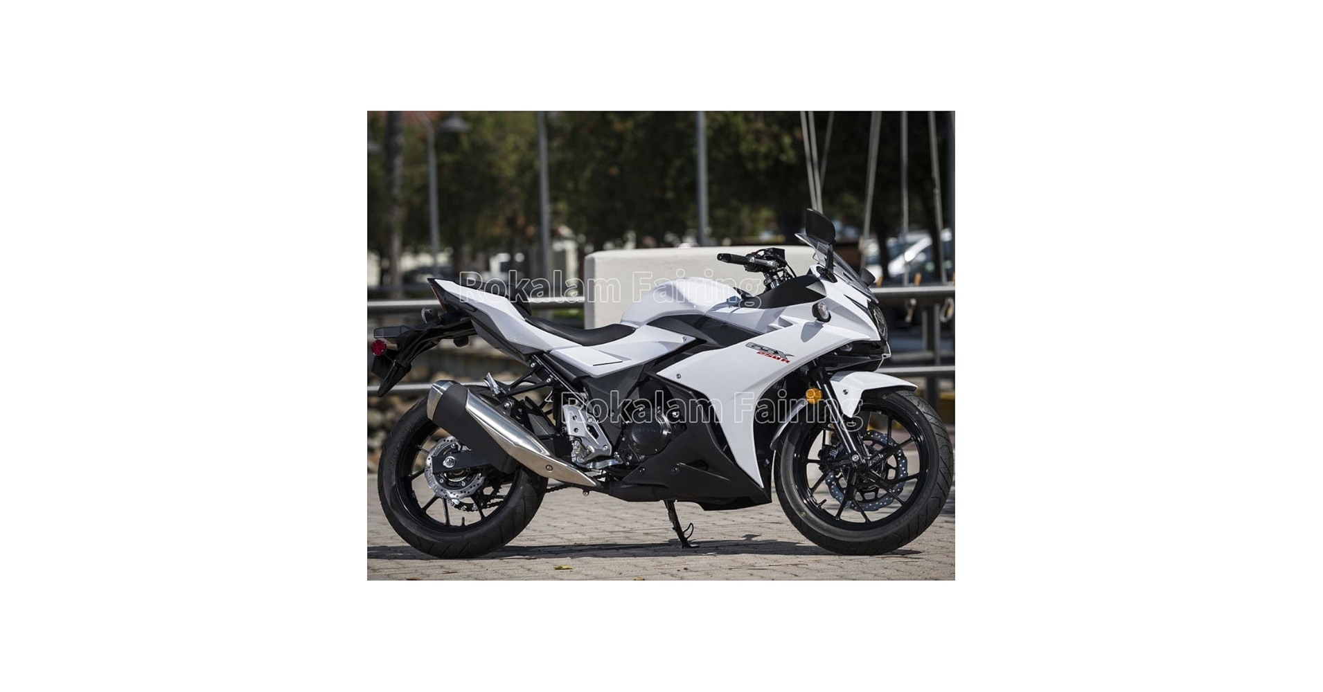gsx250r カウル一式 ホワイト/ブラック gsx250r カウル一式 ホワイト/ブラック スズキ GSX250R、2021年