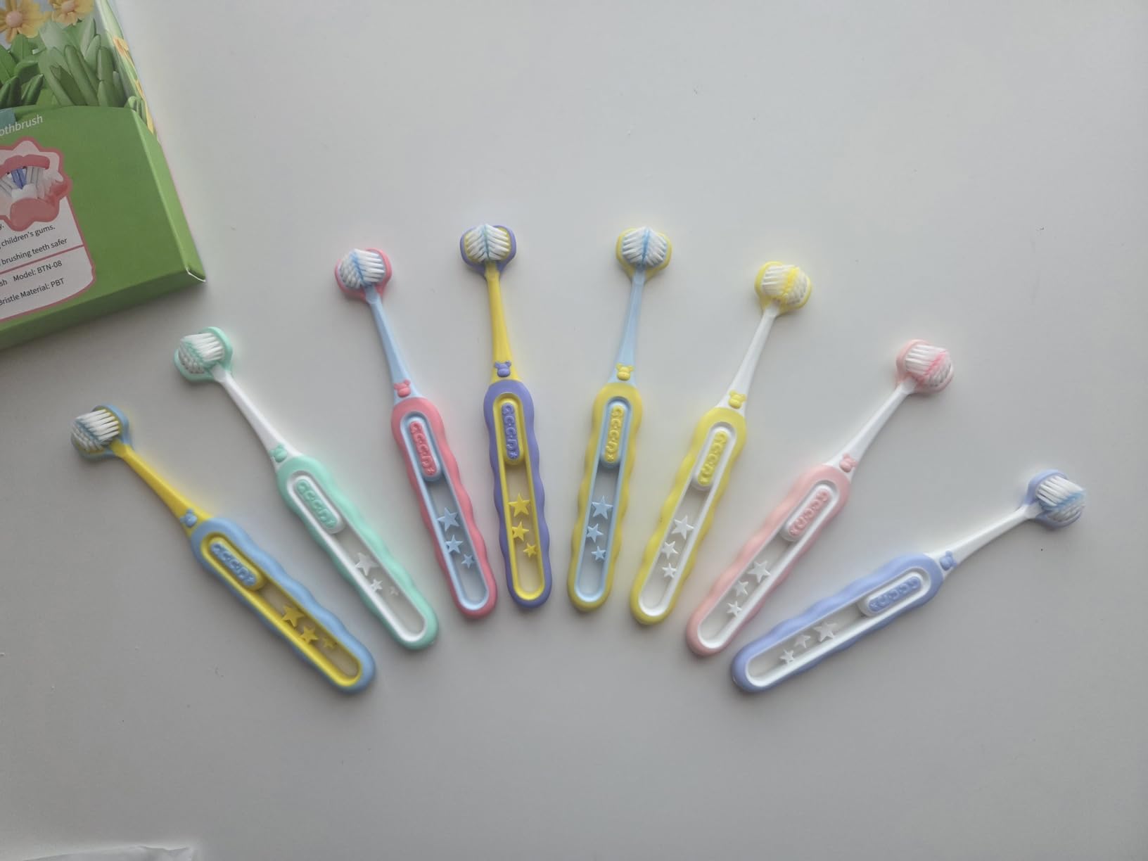 EASICUTI Baby Tongue Cleaner, 42Pcs Disposable Infant Toothbrush, Gauze Gum Cleaner Baby Oral Cleaning Stick Dental Care for 0-36 Months + Free 1 Finger Toothbrush
