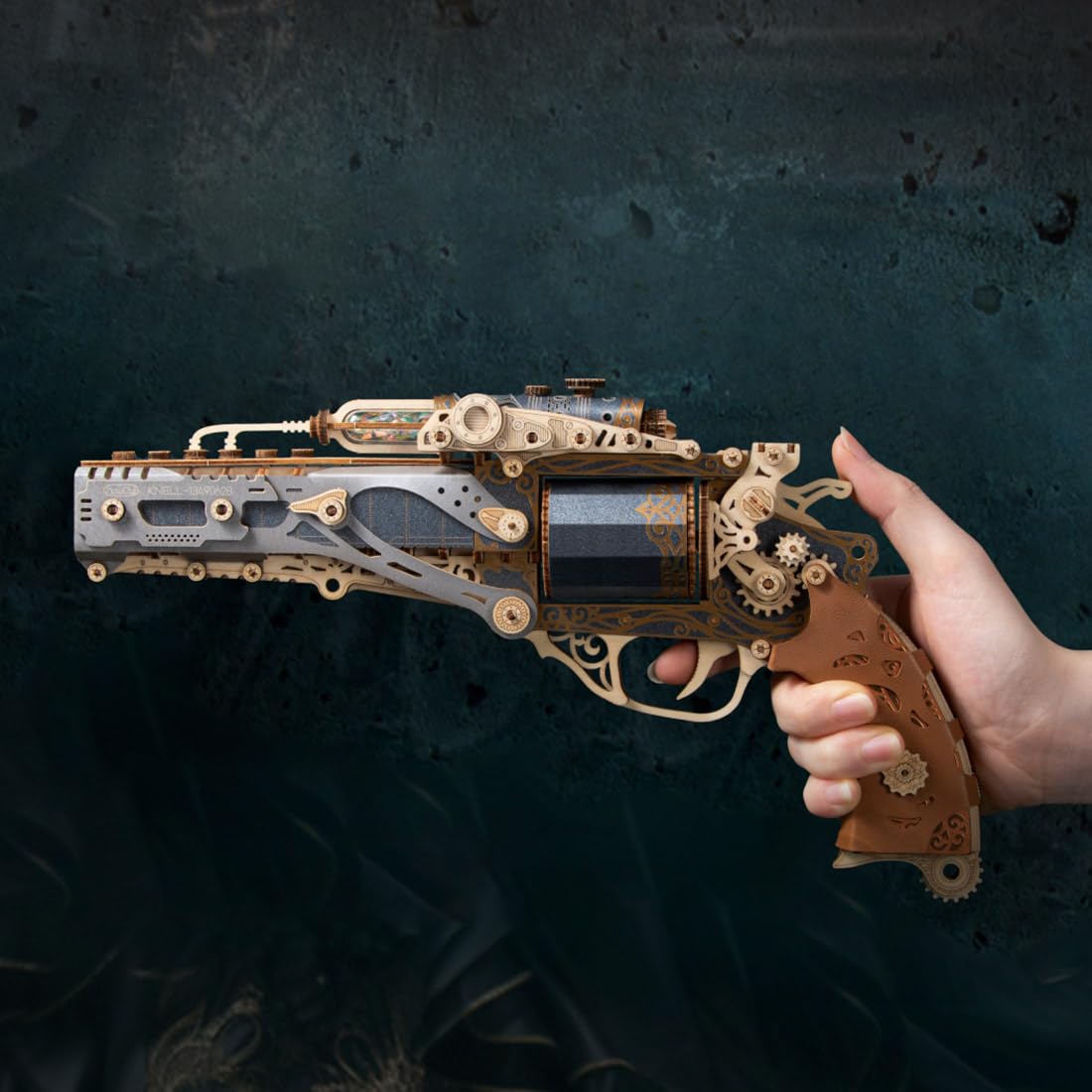 Amazon | 男性へのギフト、リボルバー3D木製パズルキット、木の弾丸と