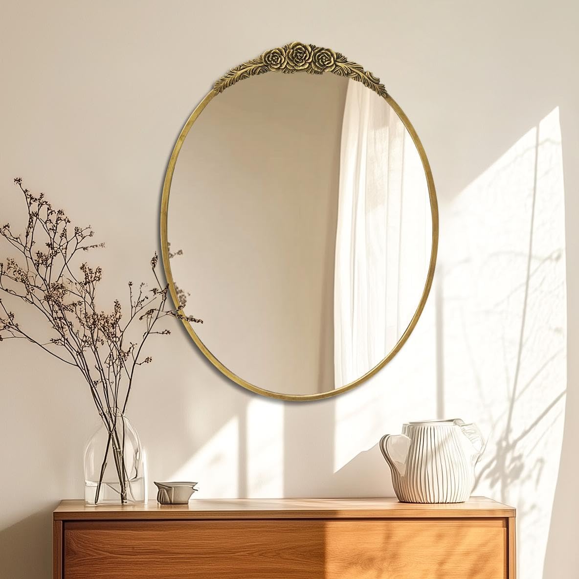 Artloge Espejo de Pared de Baño Dorado: Espejo Decorativo Ovalado Vintage Barroco Grande de Marco Metal con Tallas para Entrada Recibidor Baño Dormitorio Pasillo 60x80 cm