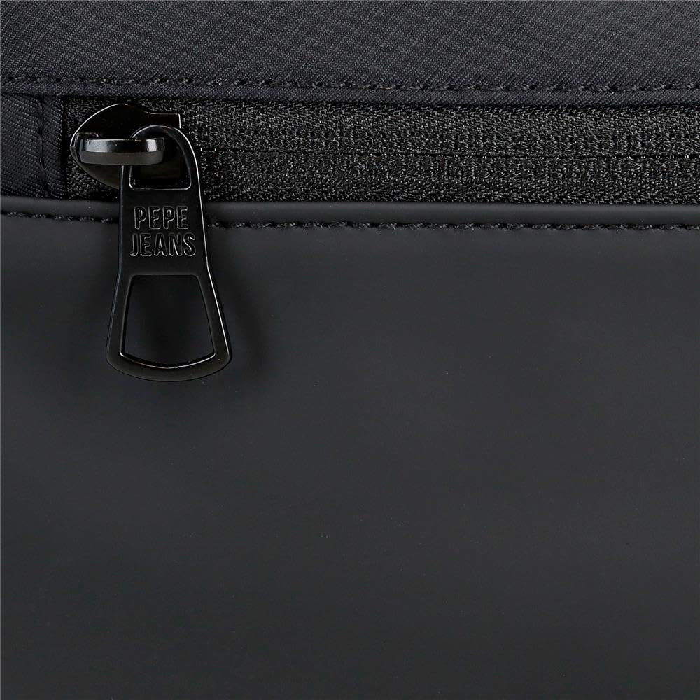 Pepe Jeans Sail up Torba na messenger Medium Czarny 17x22x6 cm Poliester i PU by Joumma Bags, Czarny (Black), Talla única, średnia torba na ramię