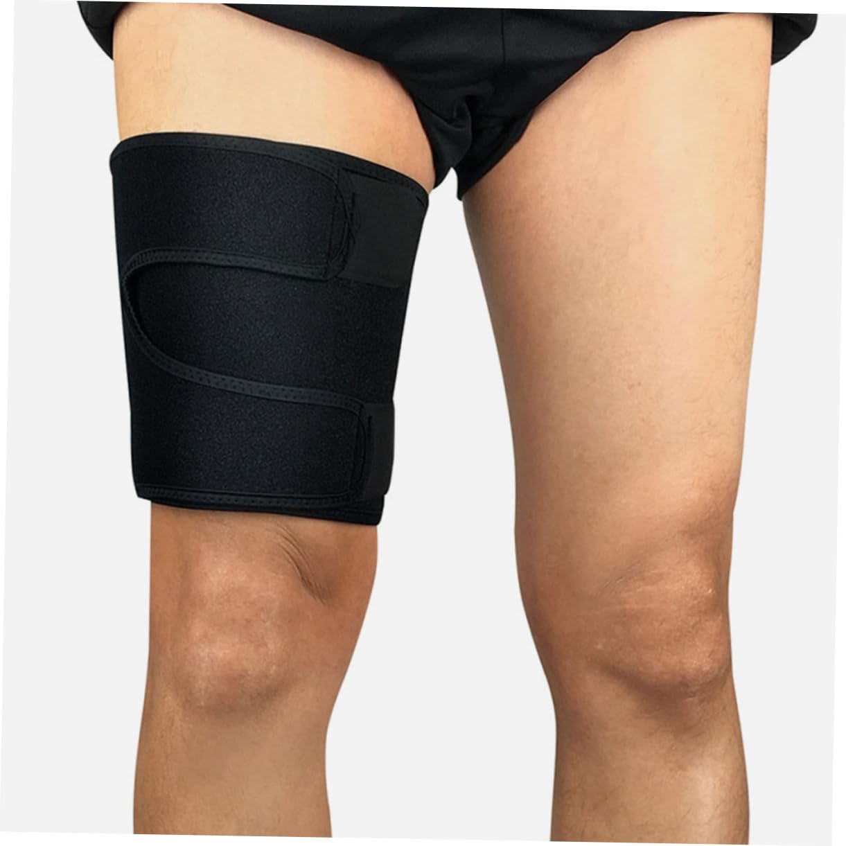 Adjustable Thigh Compression Sleeve for Fitness Support Lightweight Breathable Thigh Brace for Running Biking Climbing Men Women Black