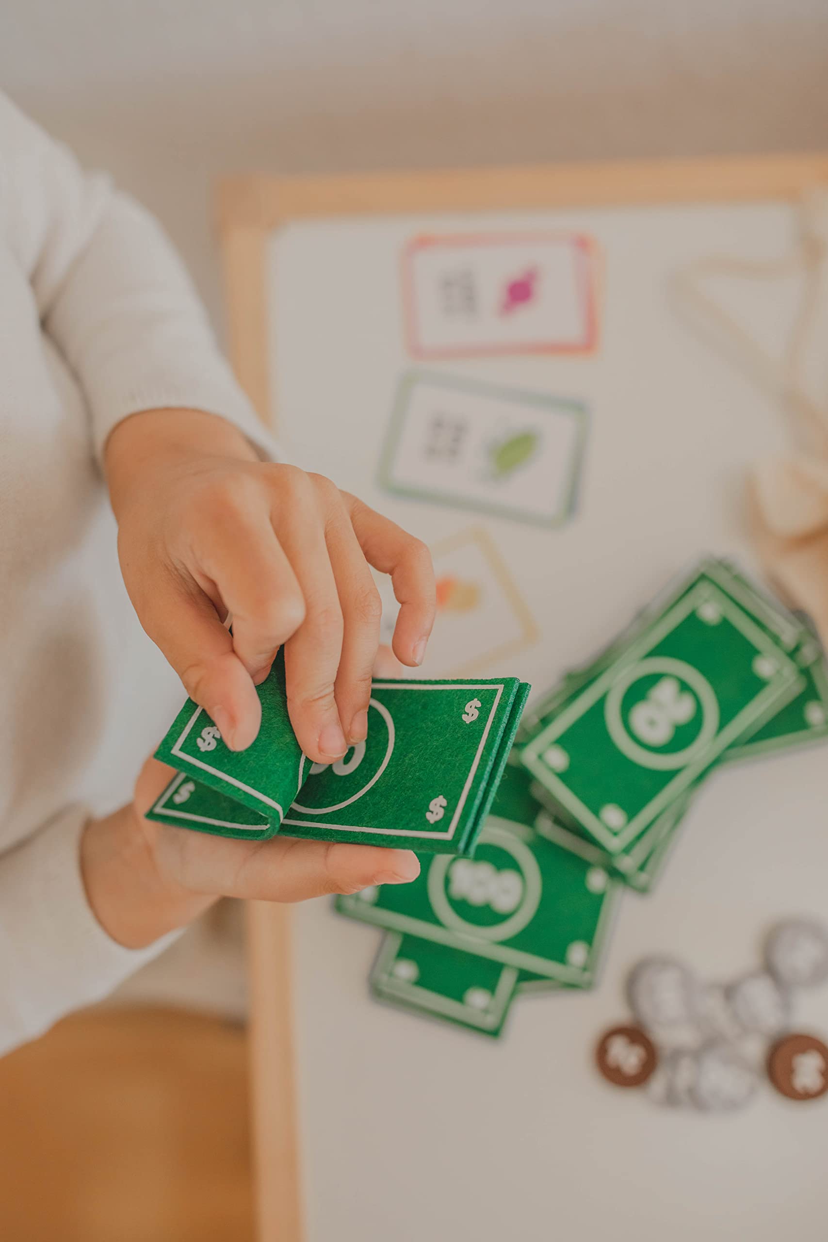 Juego de simulación para niños, dinero de fieltro educativo, juguete Montessori, dólares, billetes, monedas, billetera, juego de conteo para niños, regalo STEM para niños pequeños 7