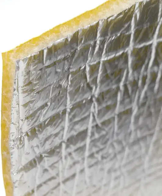 Panel Aislante Térmico Autoadhesivo (28x60cm) - Fácil Instalación sin Herramientas