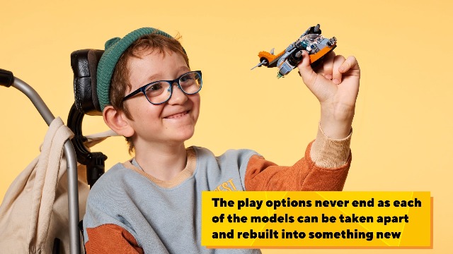 Amazon.com: LEGO Creator 3 in 1 Cyber Drone Space Toys, Transforms
