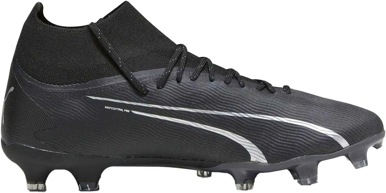 PUMA Men's Soccer Shoe